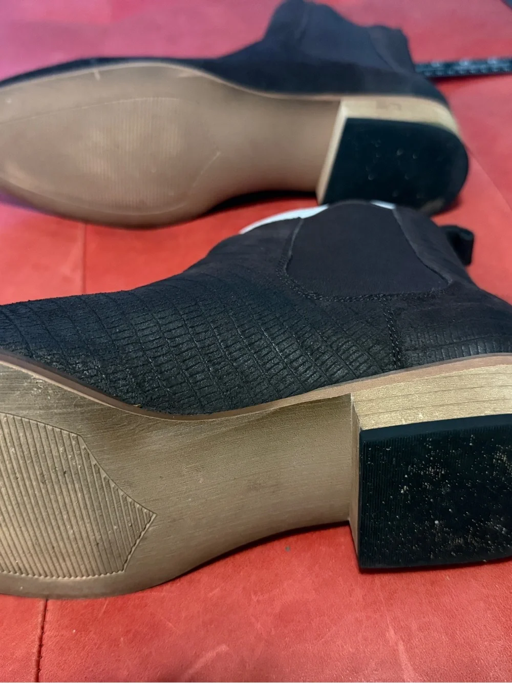 Steve Madden Chelsea boots - suede size 10.5